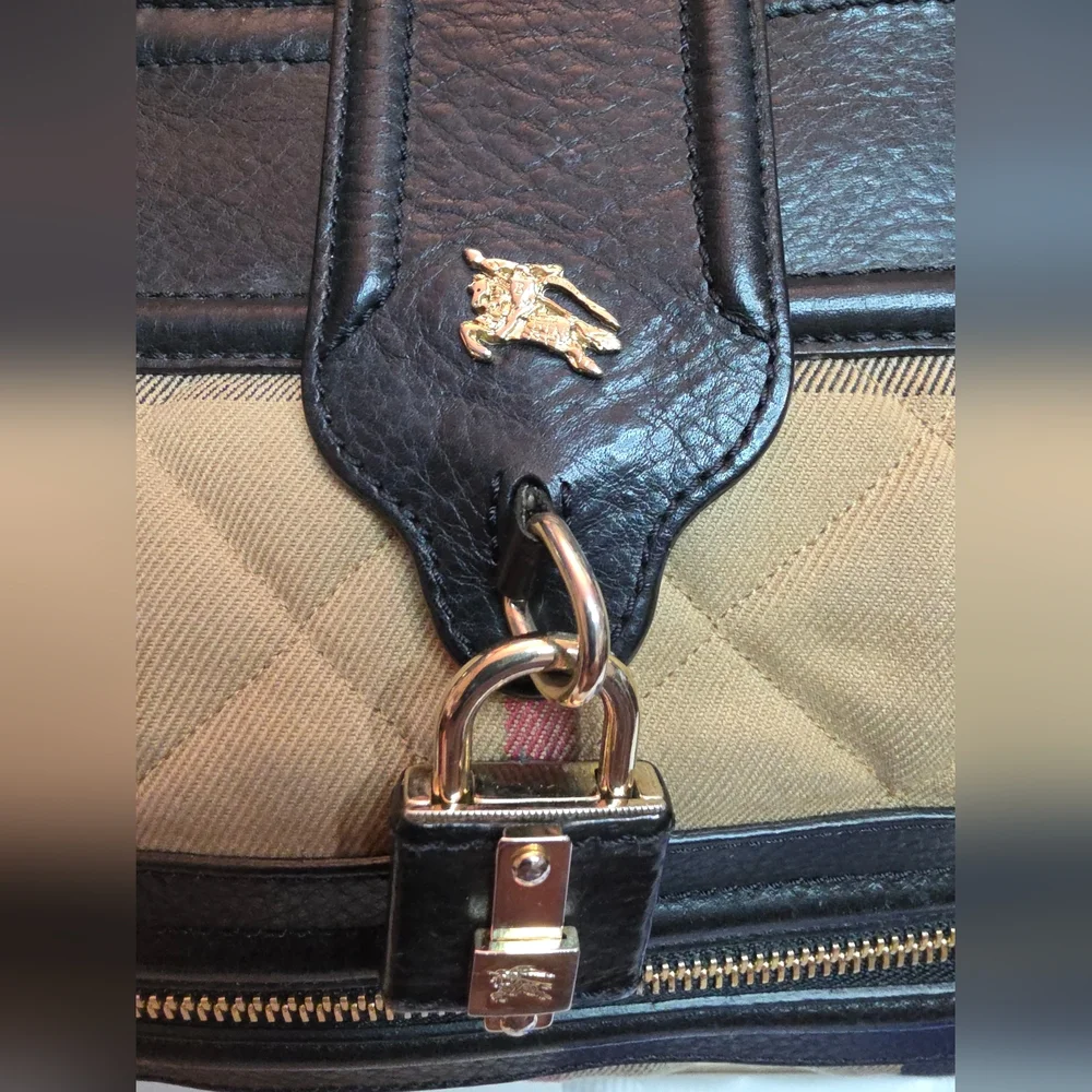 AUTHENTIC BURBERRY MANOR  QUILTED HOUSE CHECK  BAG SATCHEL PURSE Retail $3,950 - Picture 6 of 17